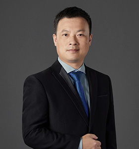 敖名恩